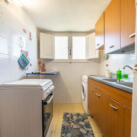 Ondina 1 Holiday home *